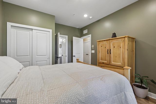 1120 CRESTED WOOD DR, Laurel, MD 20724