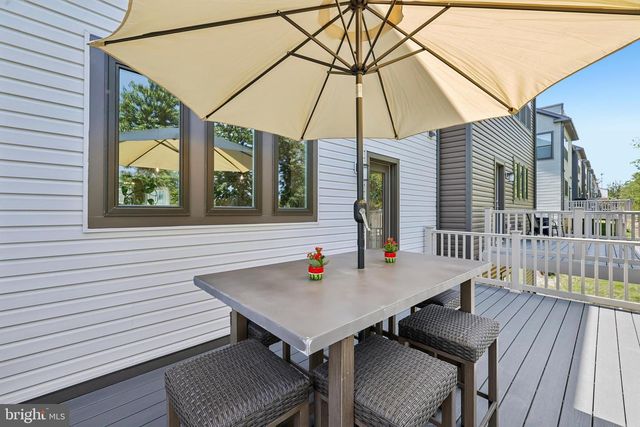 1120 CRESTED WOOD DR, Laurel, MD 20724