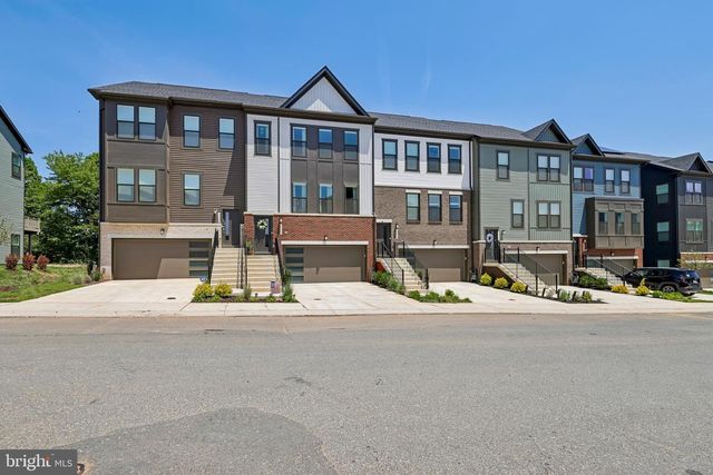 1120 CRESTED WOOD DR, Laurel, MD 20724