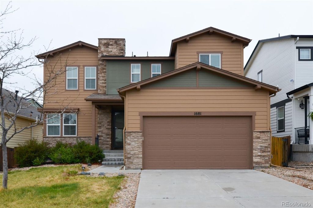 1681 Ghost Dance Circle, Castle Rock, CO 80108