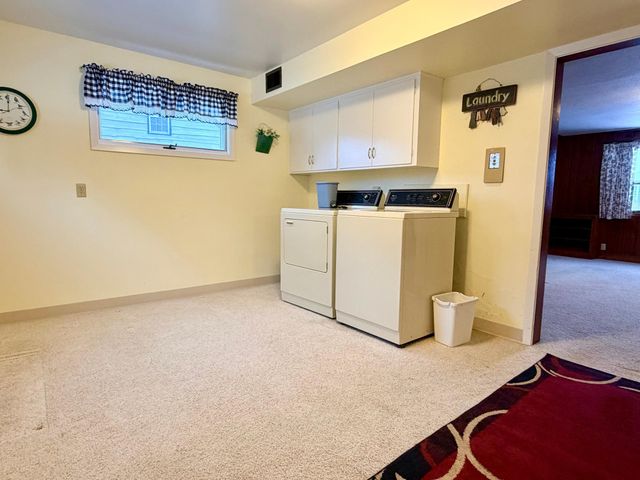 303 Lakehill Drive, Worthington, MN 56187