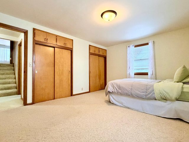 303 Lakehill Drive, Worthington, MN 56187