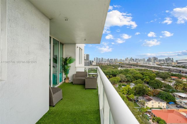 1871 S River Drive 1402, Miami, FL 33125