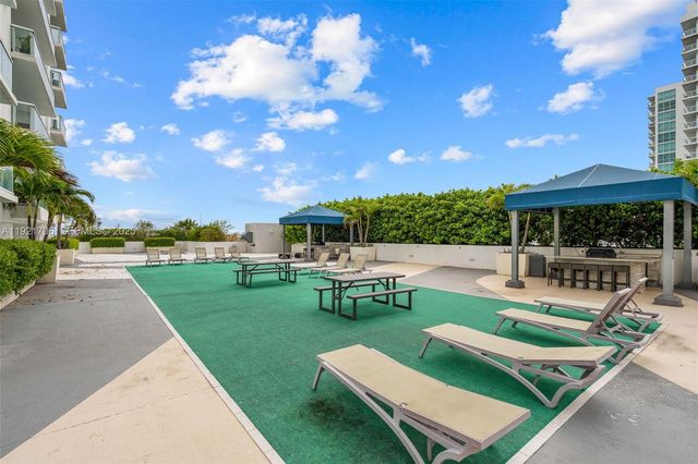 1871 S River Drive 1402, Miami, FL 33125