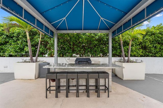 1871 S River Drive 1402, Miami, FL 33125
