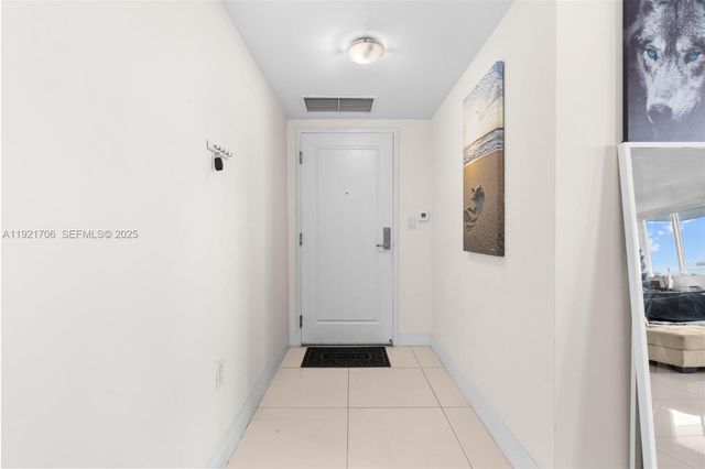 1871 S River Drive 1402, Miami, FL 33125