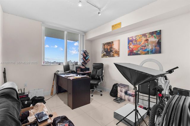 1871 S River Drive 1402, Miami, FL 33125