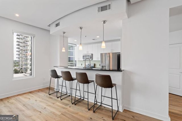 950 W Peachtree Street NW 1309, Atlanta, GA 30309