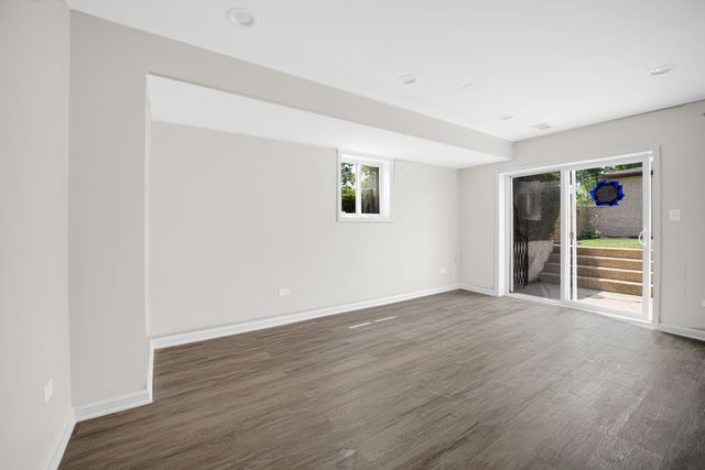 9756 S Eggleston Avenue, Chicago, IL 60628