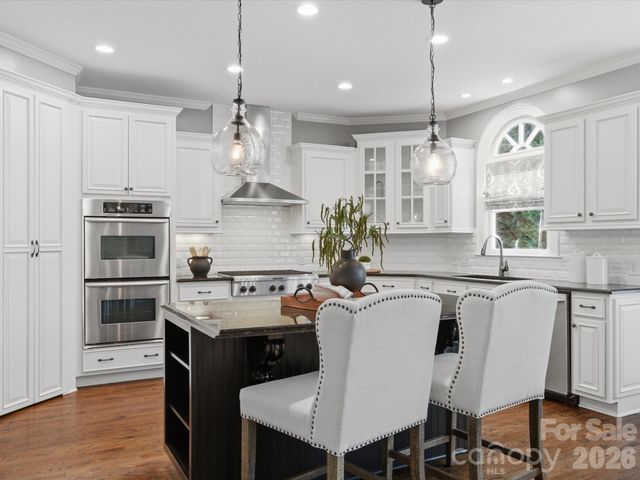 1007 Ainsdale Drive, Matthews, NC 28104