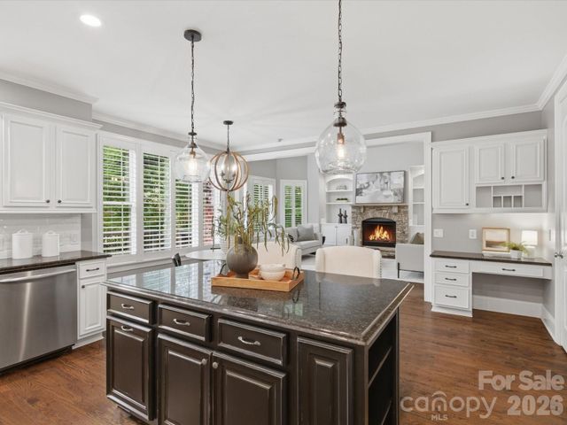 1007 Ainsdale Drive, Matthews, NC 28104