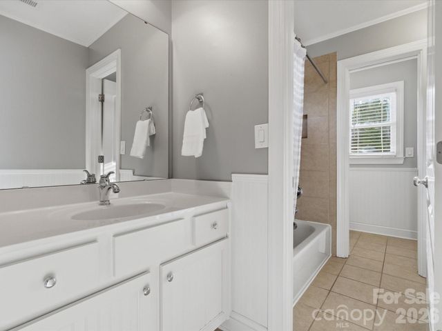 1007 Ainsdale Drive, Matthews, NC 28104