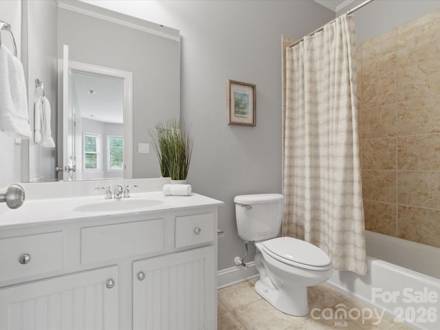 1007 Ainsdale Drive, Matthews, NC 28104