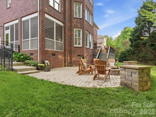 1007 Ainsdale Drive, Matthews, NC 28104