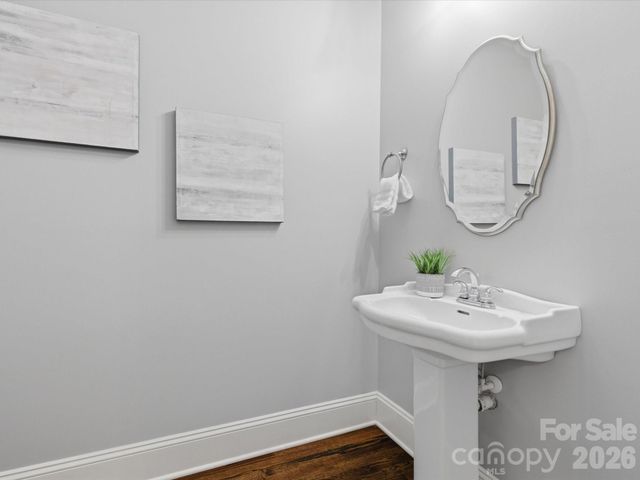 1007 Ainsdale Drive, Matthews, NC 28104