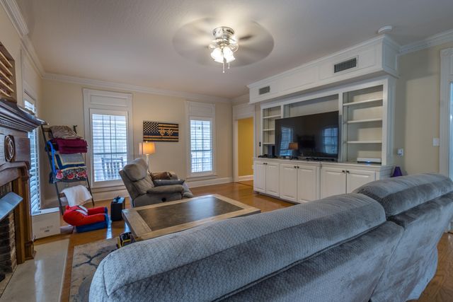 205 Little Creek, Hattiesburg, MS 39402