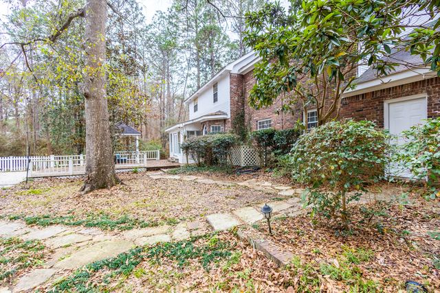 205 Little Creek, Hattiesburg, MS 39402