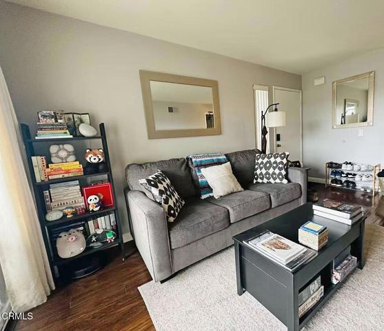 1181 Packers Circle 118, Tustin, CA 92780