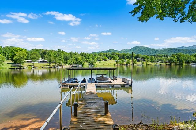 234 Shores Drive, Hayesville, NC 28904