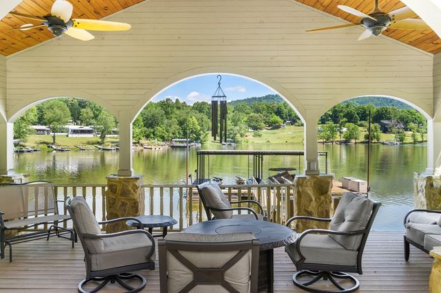 234 Shores Drive, Hayesville, NC 28904