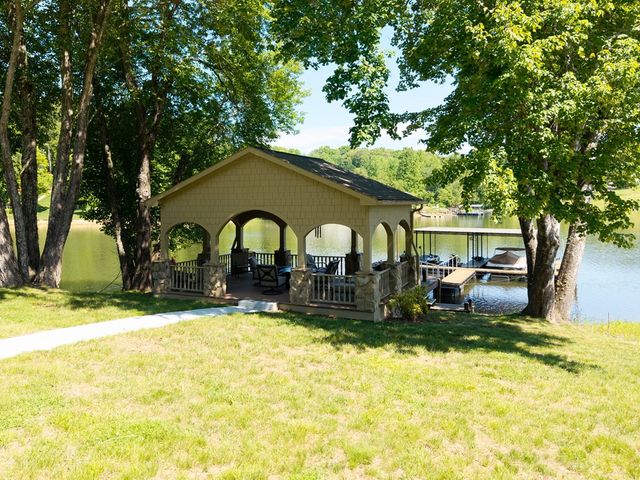 234 Shores Drive, Hayesville, NC 28904