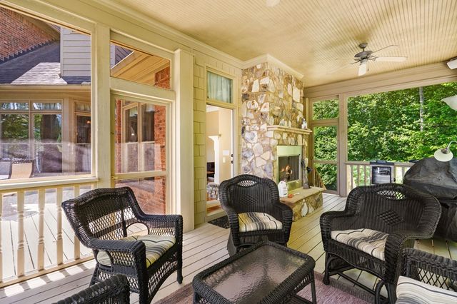 234 Shores Drive, Hayesville, NC 28904