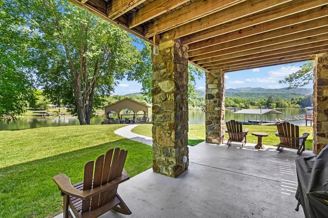 234 Shores Drive, Hayesville, NC 28904