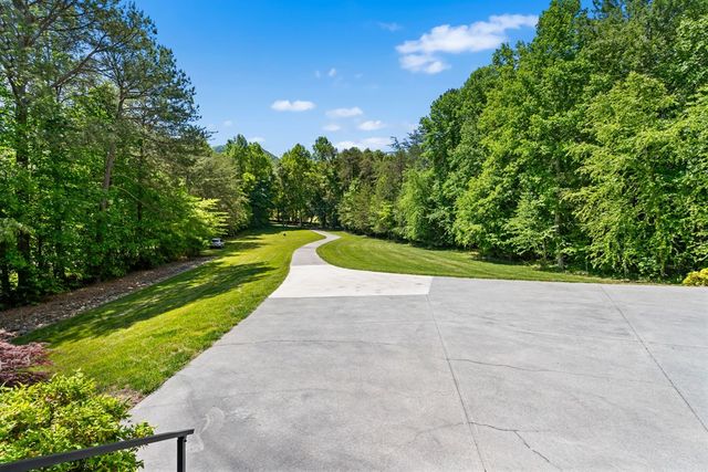 234 Shores Drive, Hayesville, NC 28904