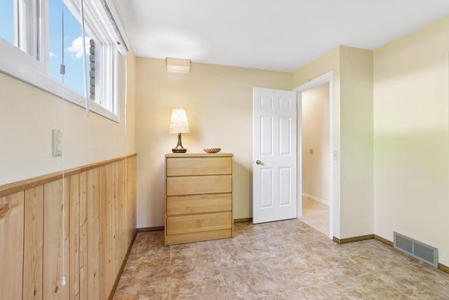 1620 Maple Street, Middleton, WI 53562