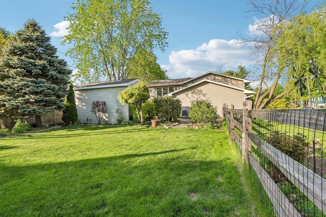 1620 Maple Street, Middleton, WI 53562