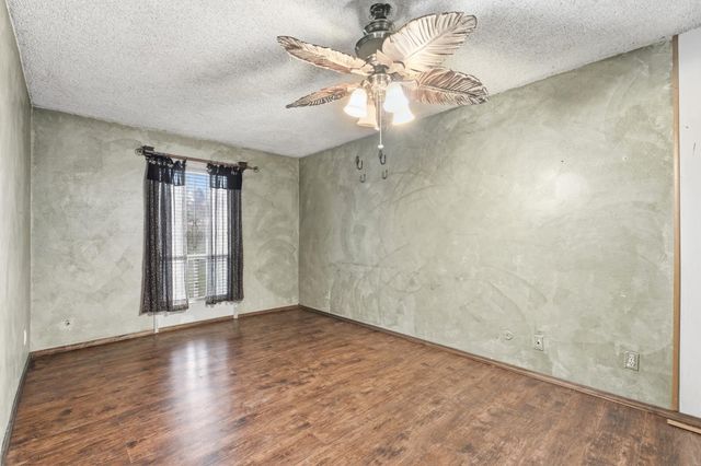 1024 Lillian Street, Madera, CA 93637