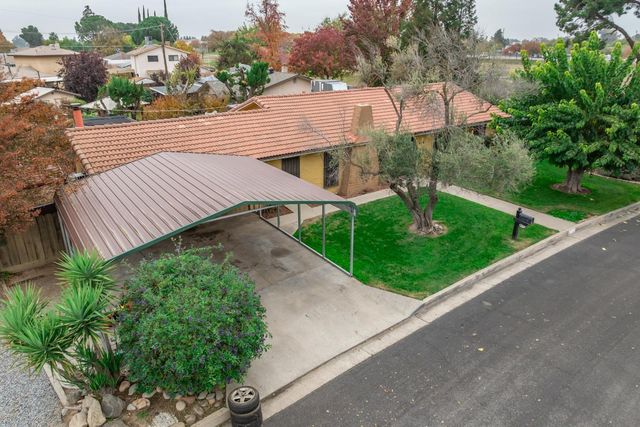 1024 Lillian Street, Madera, CA 93637