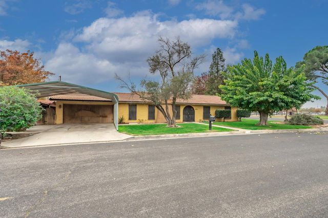 1024 Lillian Street, Madera, CA 93637