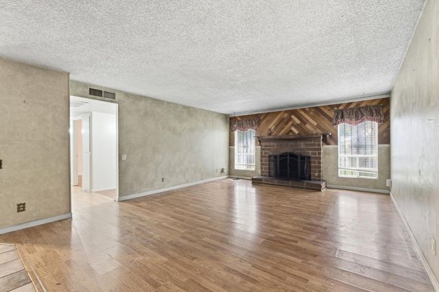 1024 Lillian Street, Madera, CA 93637