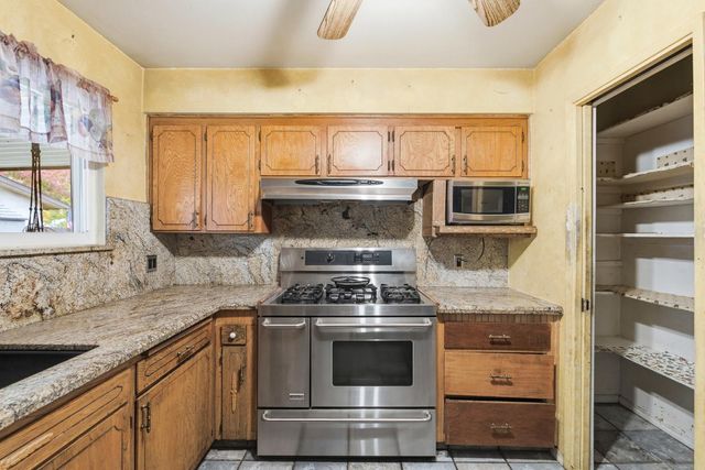 1024 Lillian Street, Madera, CA 93637