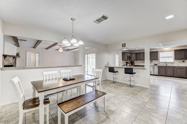 16926 Blackhawk Boulevard, Friendswood, TX 77546