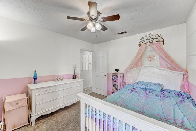 16926 Blackhawk Boulevard, Friendswood, TX 77546