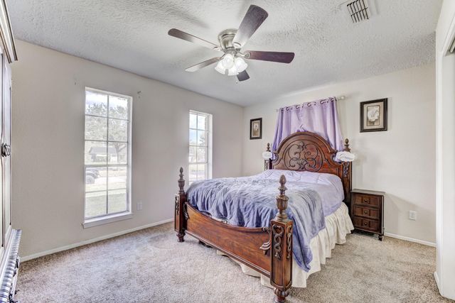 16926 Blackhawk Boulevard, Friendswood, TX 77546