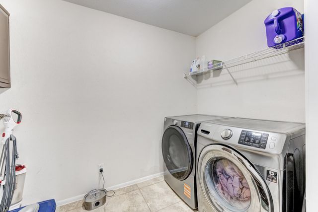 16926 Blackhawk Boulevard, Friendswood, TX 77546