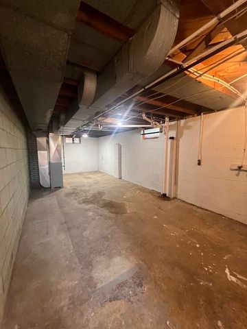 4702 Warrington Drive, Flint, MI 48504