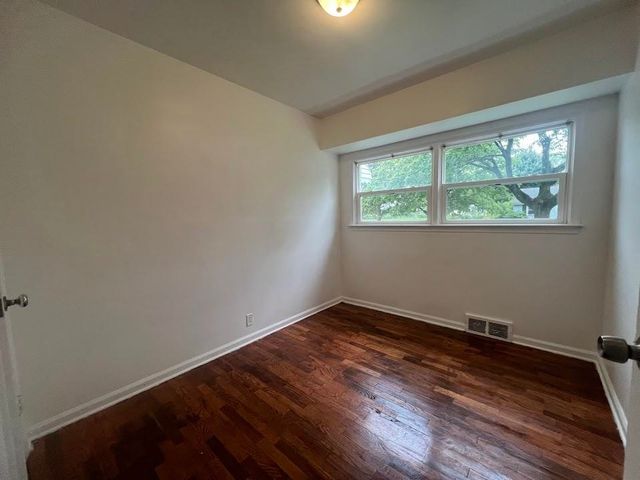 4702 Warrington Drive, Flint, MI 48504