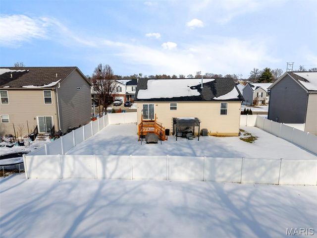 106 Shiloh Ridge Drive, Shiloh, IL 62221