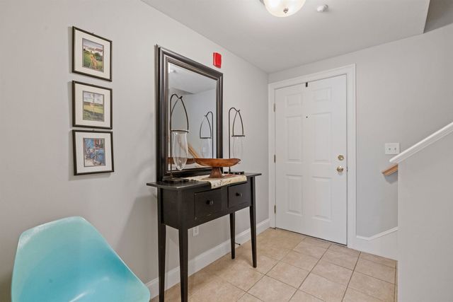 48 Landing Ln Unit 15, Laconia, NH 03246