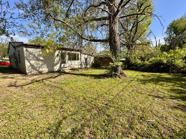 2239 Esmeralda Avenue, Dayton, OH 45406