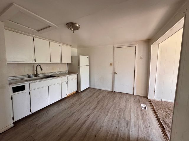 2239 Esmeralda Avenue, Dayton, OH 45406