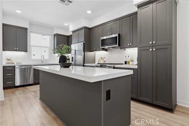 30 Wisteria, Rancho Mission Viejo, CA 92694