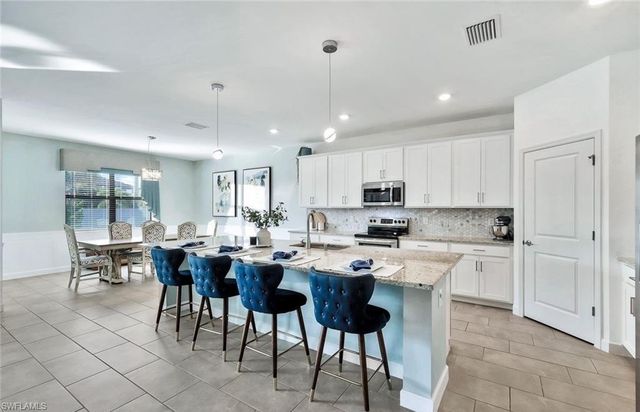 11348 Canopy LOOP, Fort Myers, FL 33913