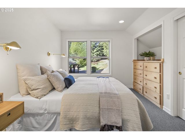 810 Nw BRADY Rd, Camas, WA 98607