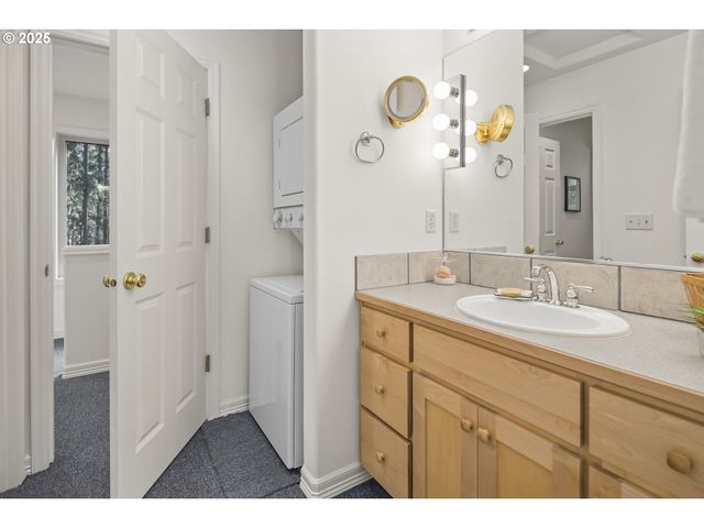 810 Nw BRADY Rd, Camas, WA 98607