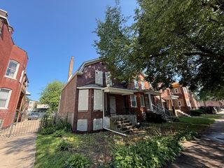 7045 S Prairie Avenue, Chicago, IL 60637